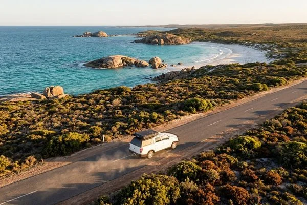 Driving the Coral Coast highway